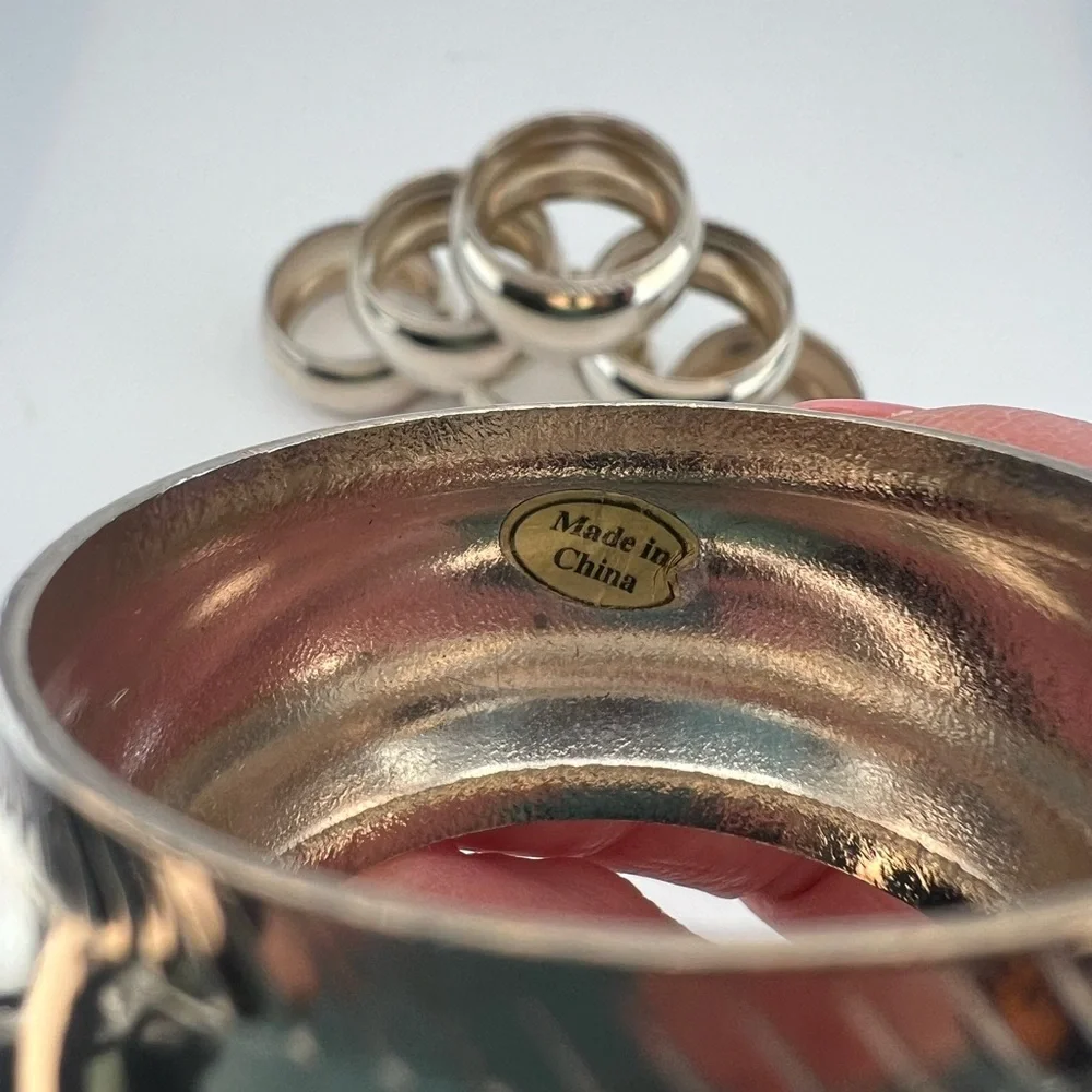 Silver Tone Napkin Rings Detail Edge Set Of 8 Stainless Dinner Accessory